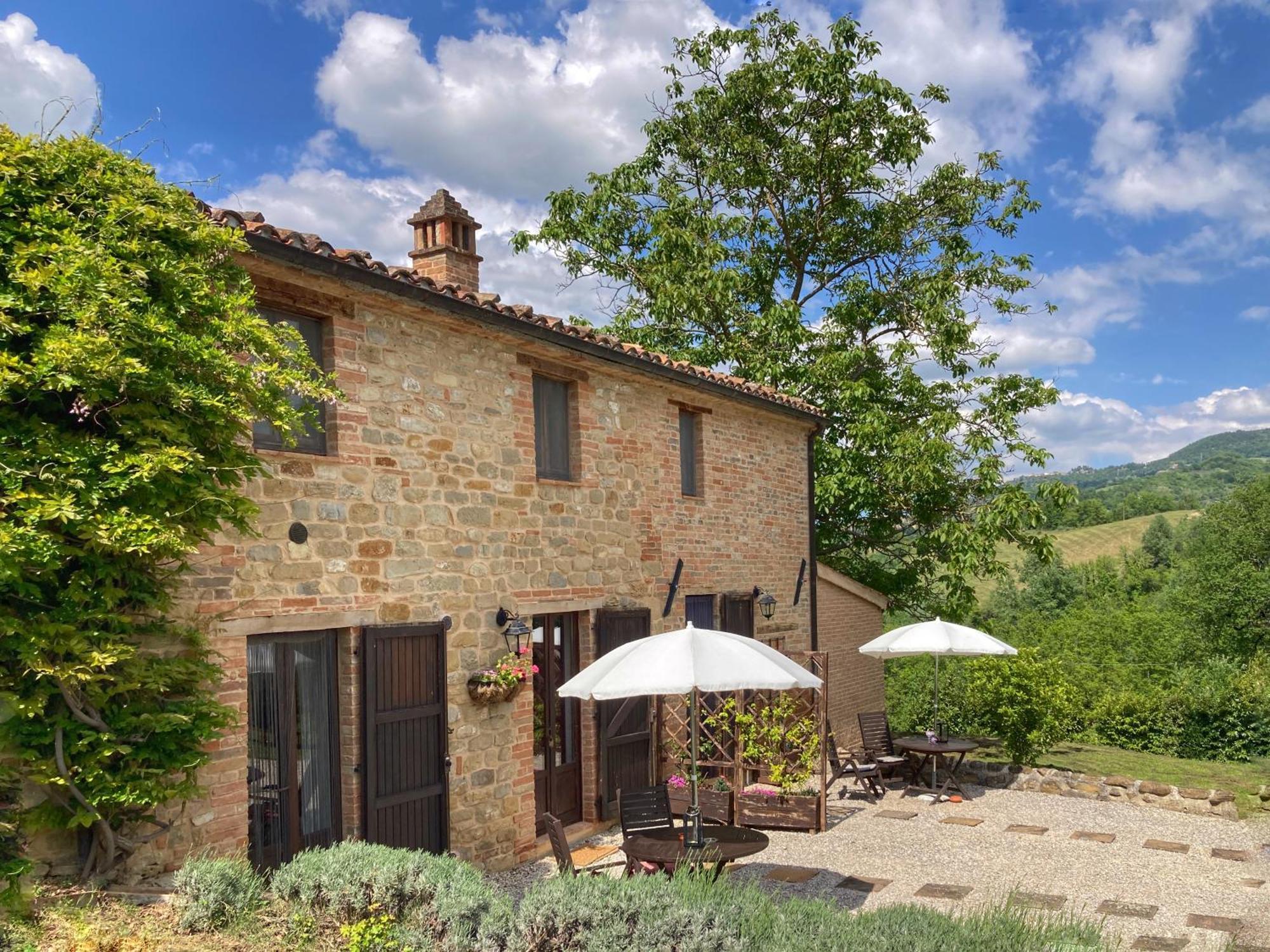 Il Nascondiglio - The Hideaway Aparthotel Amandola Exterior foto
