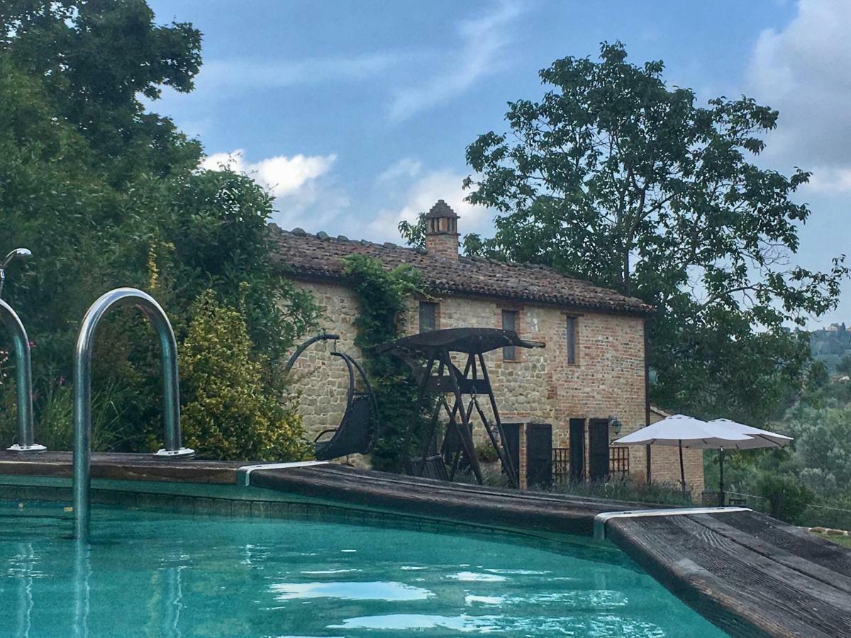 Il Nascondiglio - The Hideaway Aparthotel Amandola Exterior foto